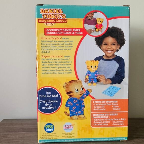 Daniel Tiger's Neighborhood Good Night Daniel Tiger 7-inch tall Figure NWT - Picture 2 of 8